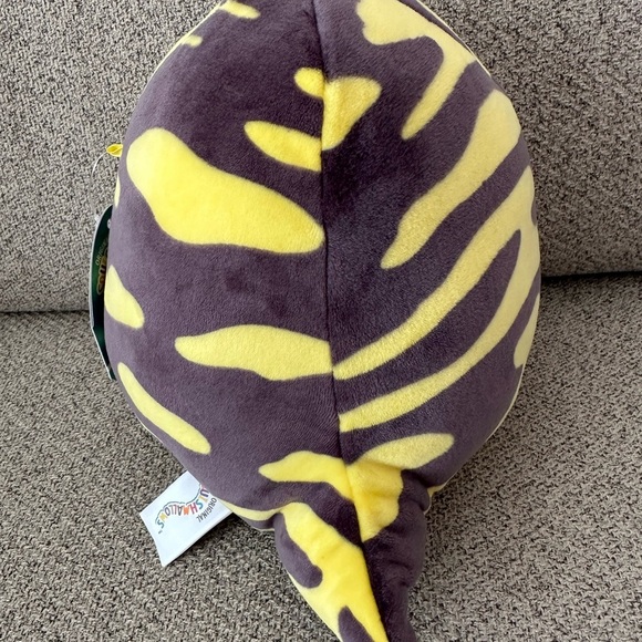 NWT Squishmallows 7" Forest the Yellow and Black Salamander - Picture 4 of 4
